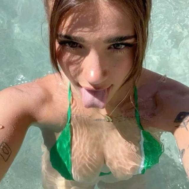 PRIYA 🫦🩷🔞